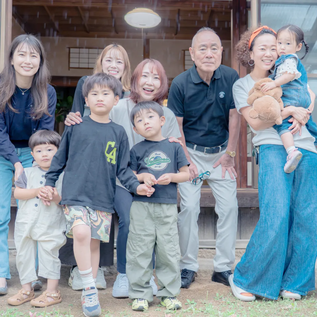 モンテッソーリ教育を学べる幼児教室ひらめきのいえに通う少年